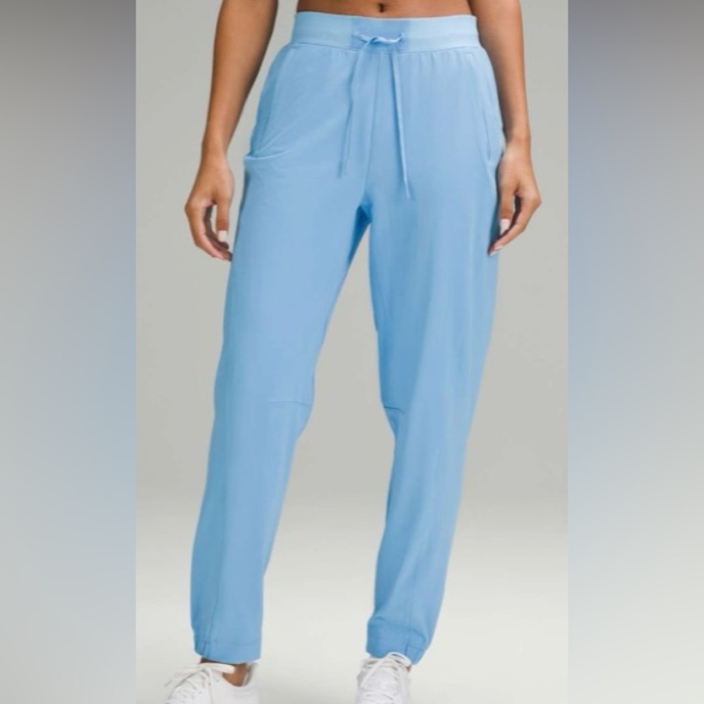 Lululemon License to Train High-Rise Pant